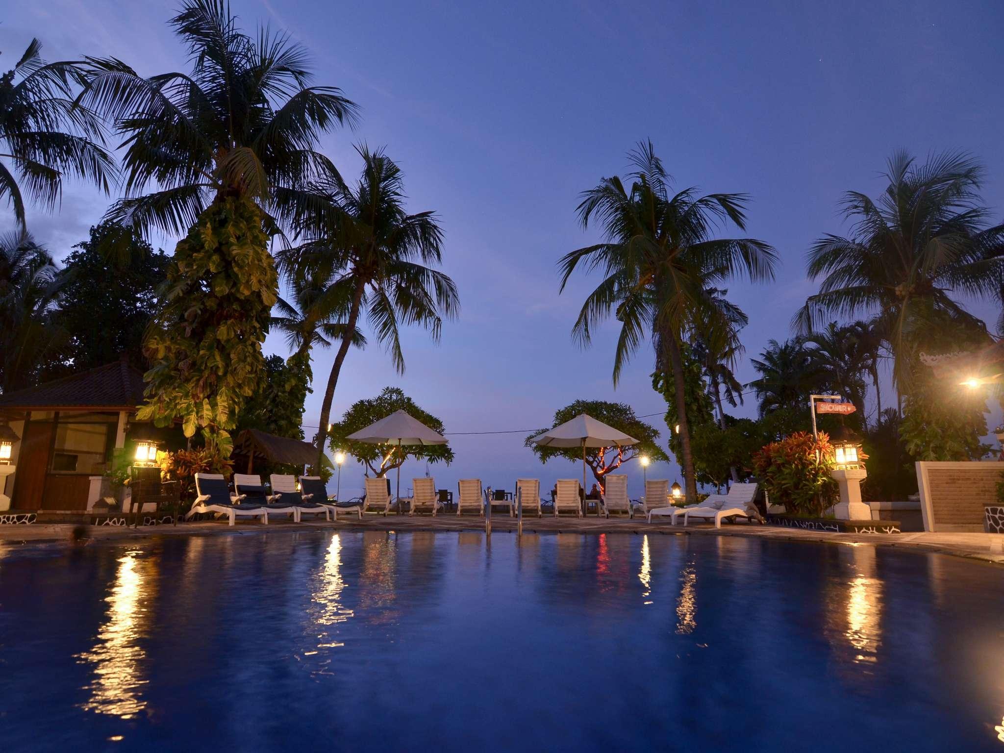 Aneka Lovina Villas & Spa Екстериор снимка